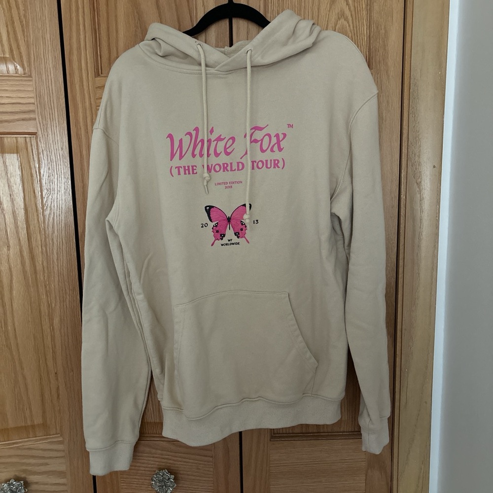 White Fox hoodie M/L